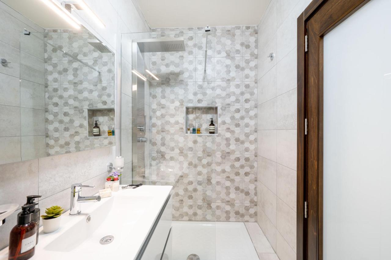 Gzira Vela Blu Apartments - Rose Court מראה חיצוני תמונה